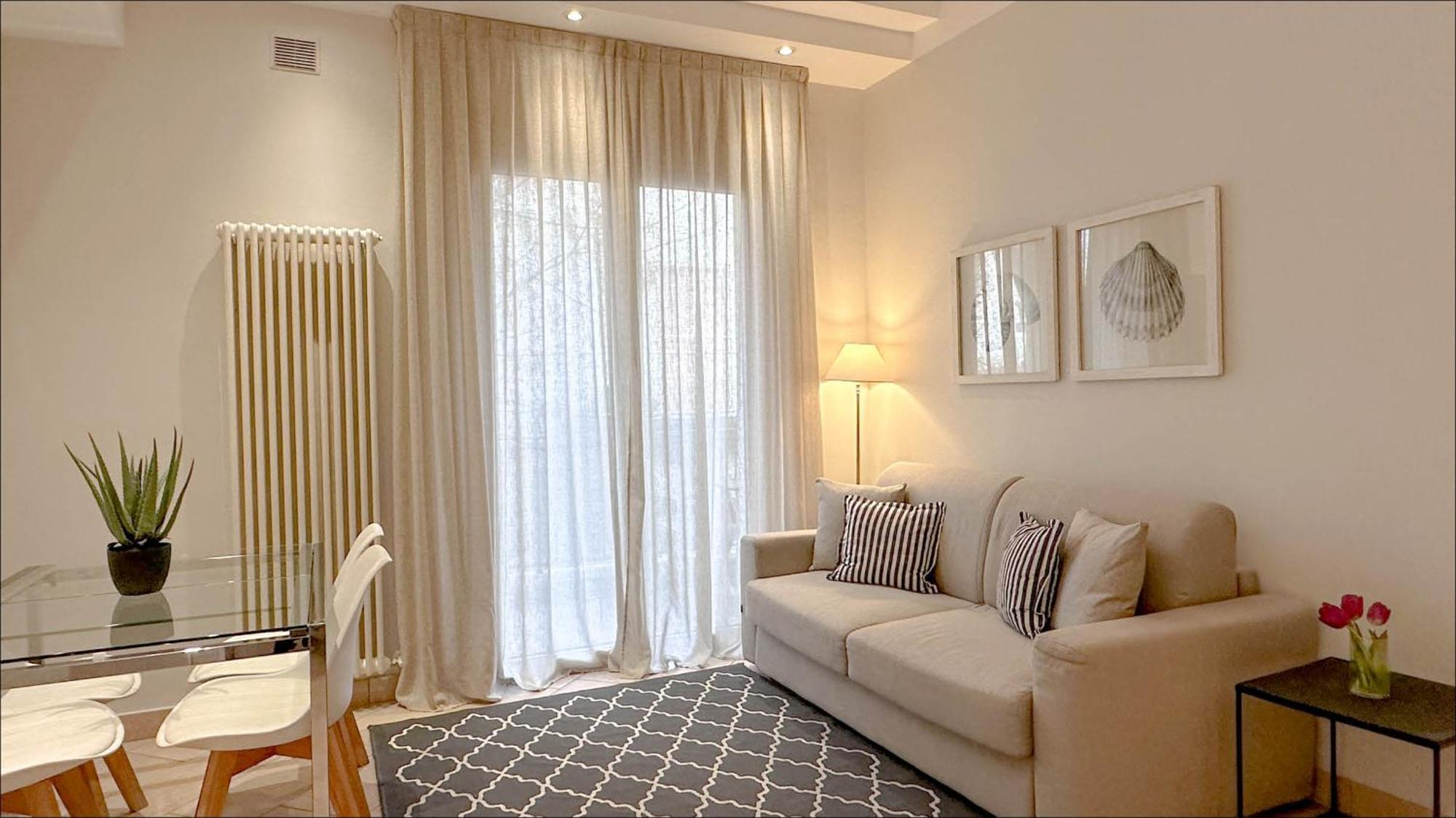 Aparthotel Lungomare - Charming Riccione